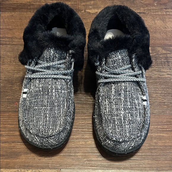 Hey Dude Shoes - Hey Dude Wendy Fold BOHO-Black and Gray - US Size W6